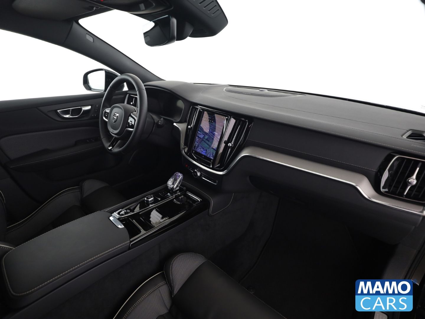 Volvo V60 T6 Recharge AWD Ultra Dark Plug-In Hybrid