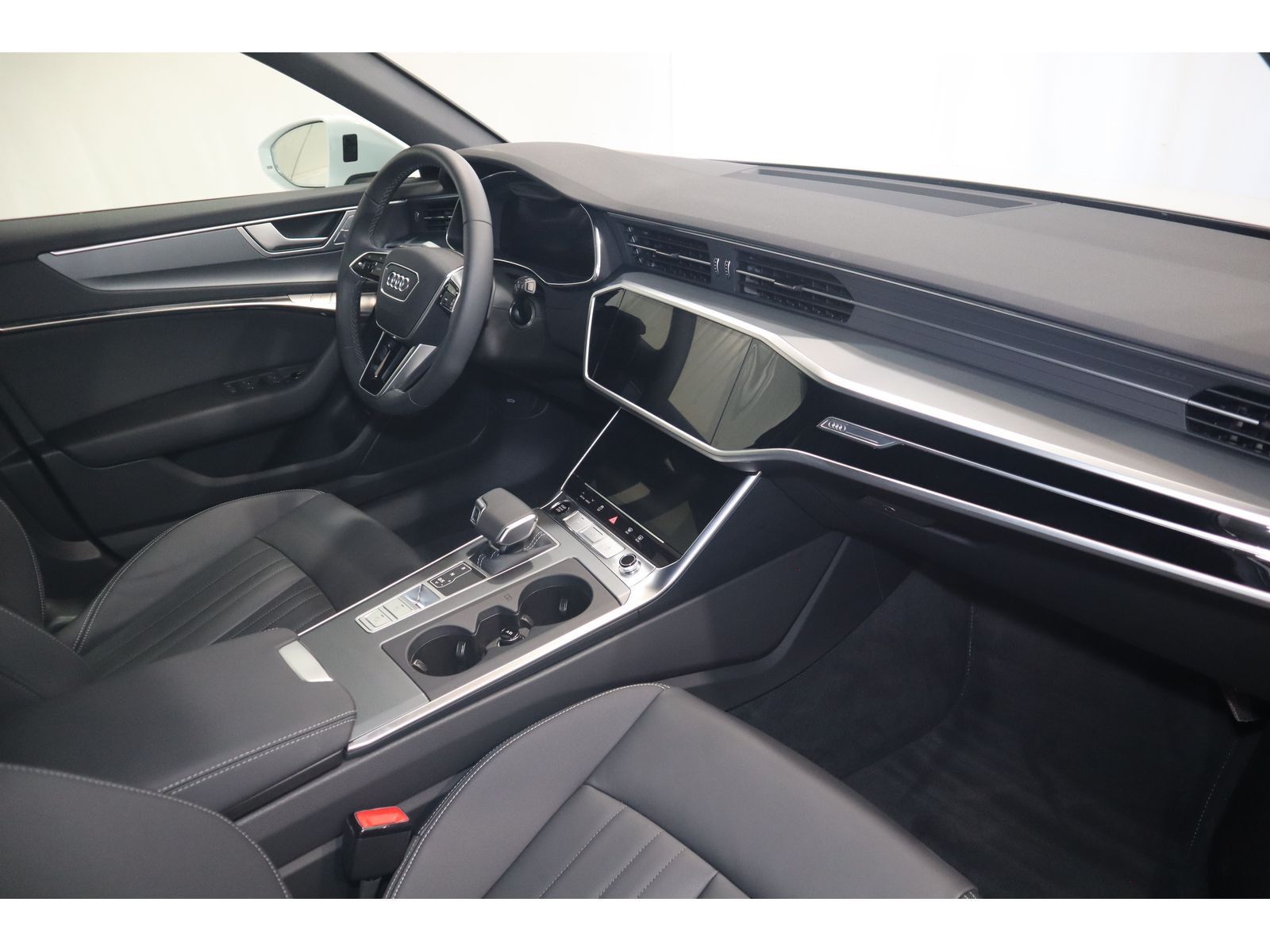 Audi A6 Avant 40 TDI advanced - Samsaru's Car Outlet
