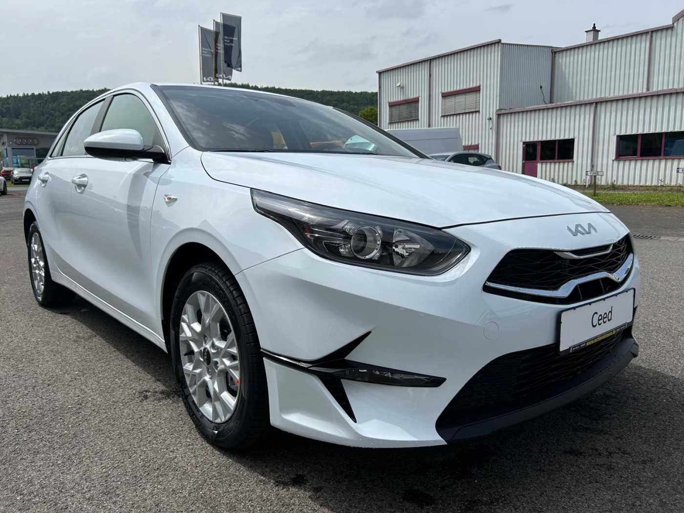Kia Ceed Vision 1.0 T-GDI - Samsaru's Car Outlet