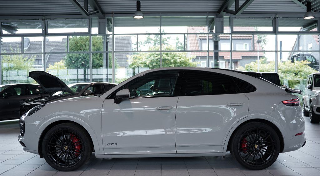 Porsche Cayenne GTS Coupé *1.H *22 *Chrono *BOSE *