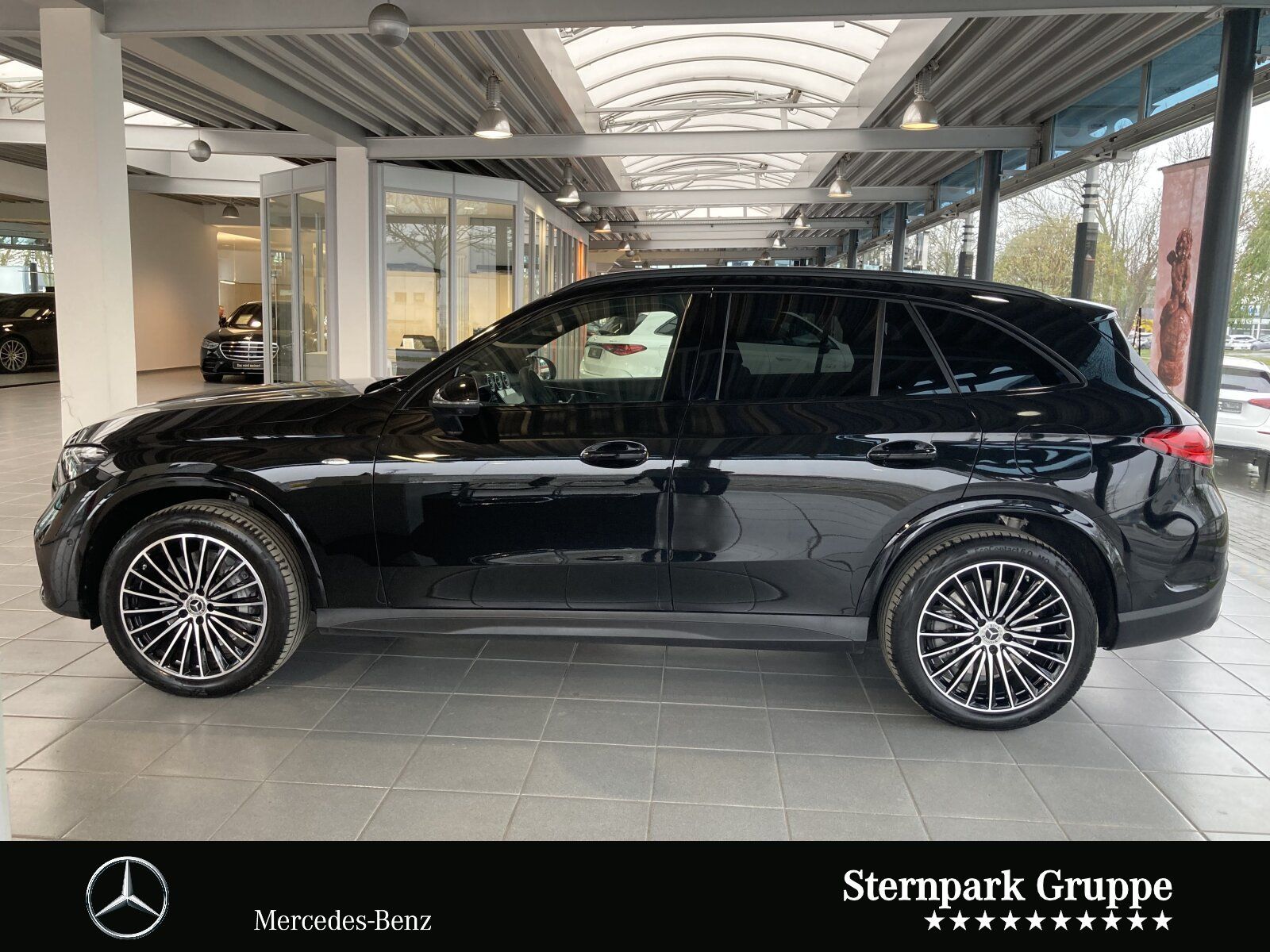 Mercedes-Benz GLC 300 de 4M AMG Pano*AHK*Dist*360*Memo*Digital