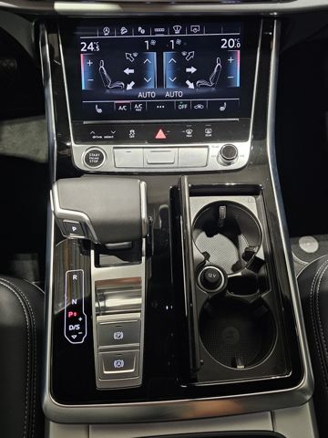 Audi Q7 50 TDI S Line Black 7Sitz Pano Matrix Facelif