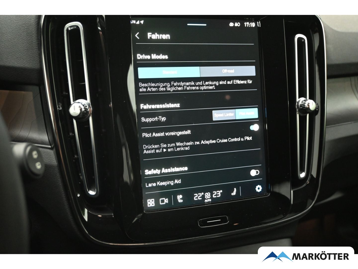 Volvo XC40 P8 Ultimate Recharge ACC/AHK/360°/S-Dach