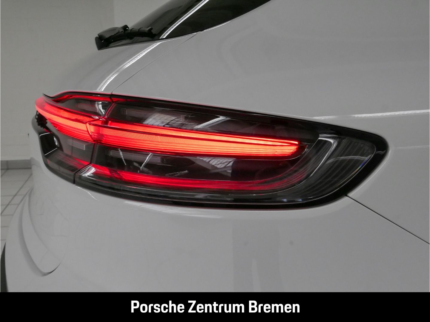Porsche Macan T - Samsaru's Car Outlet