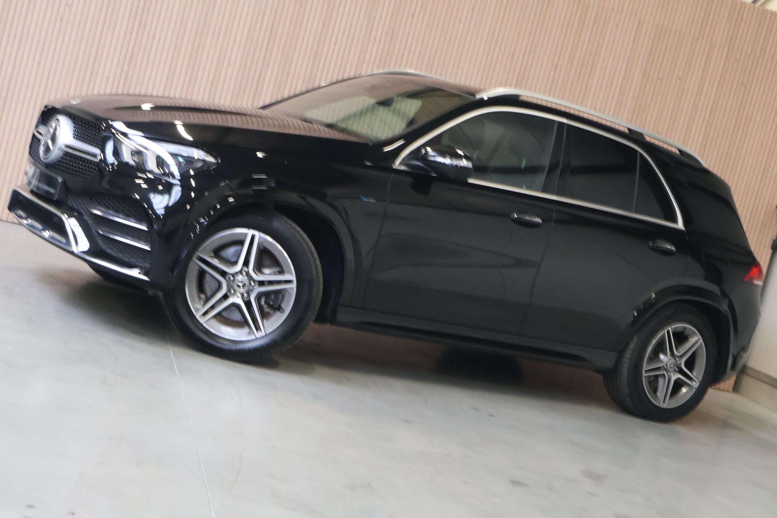 Mercedes-Benz GLE 350 GLE 350 de 4Matic 9G-TRONIC AMG Line| Di
