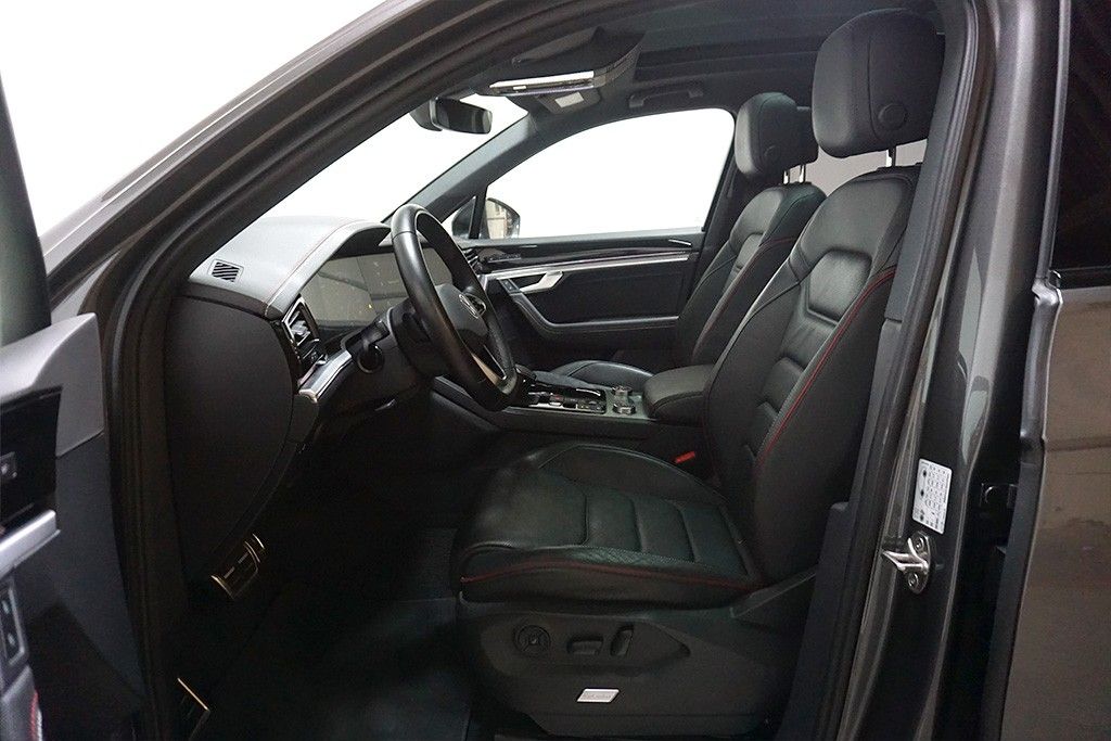 Volkswagen Touareg 3.0TDI Tiptr R-Line 4M "Edition20" VOLL