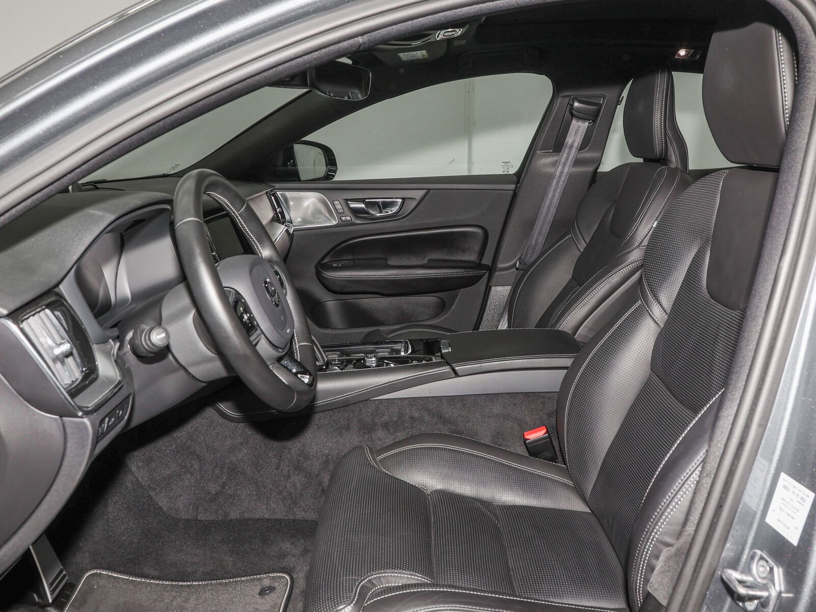 Volvo S60 T8 PHEV AWD R Design|LED|Navi|360°