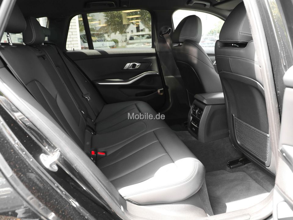BMW 320e Touring M Sport - Samsaru's Car Outlet