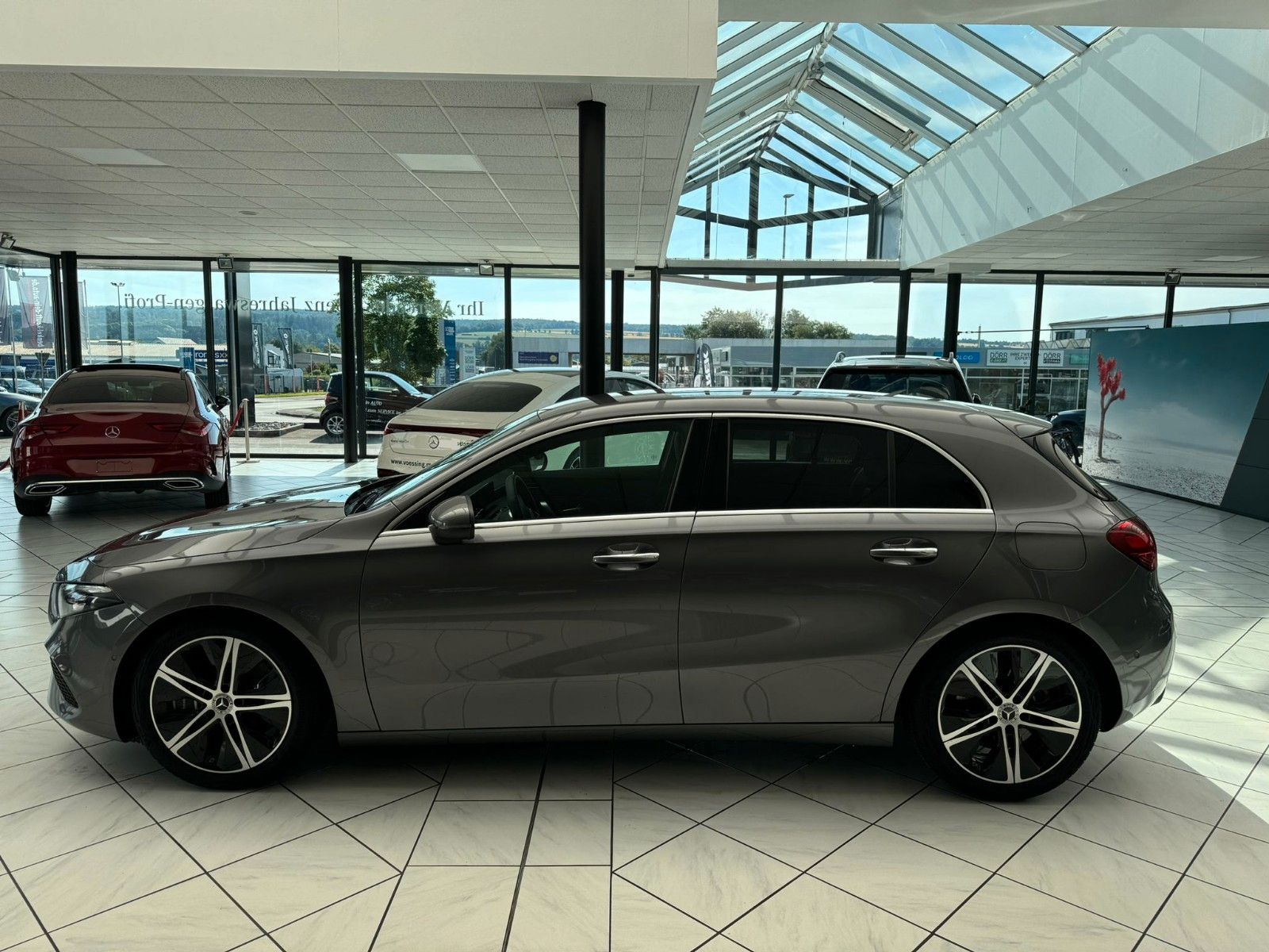 Mercedes-Benz A200 Progressive Advanced Plus - Samsaru's Car Outlet