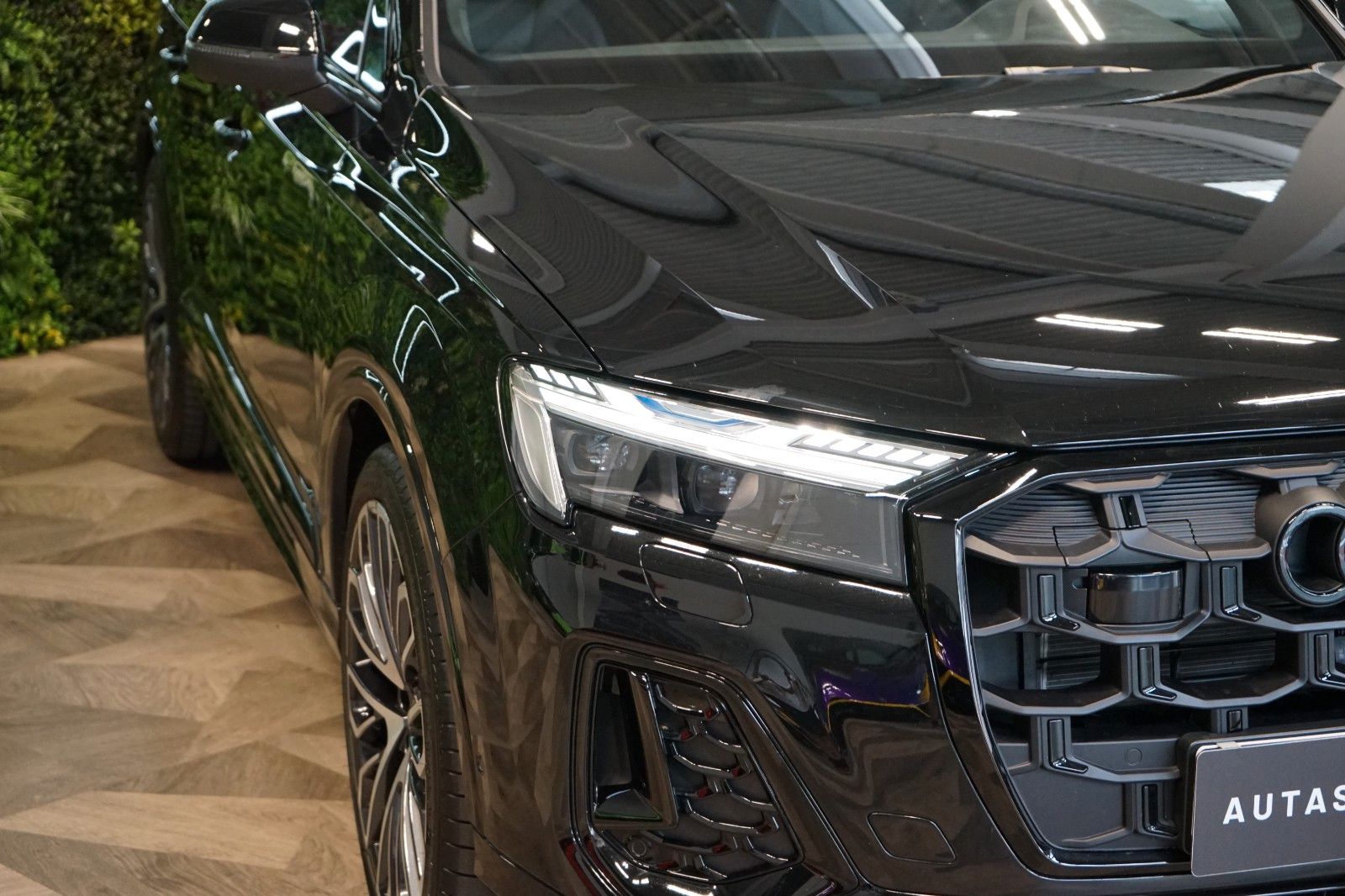 Audi Q7 50 TDI*S-LINE*TOW*OLED*AUX.HEAT*CZ*73.636€ NETTO