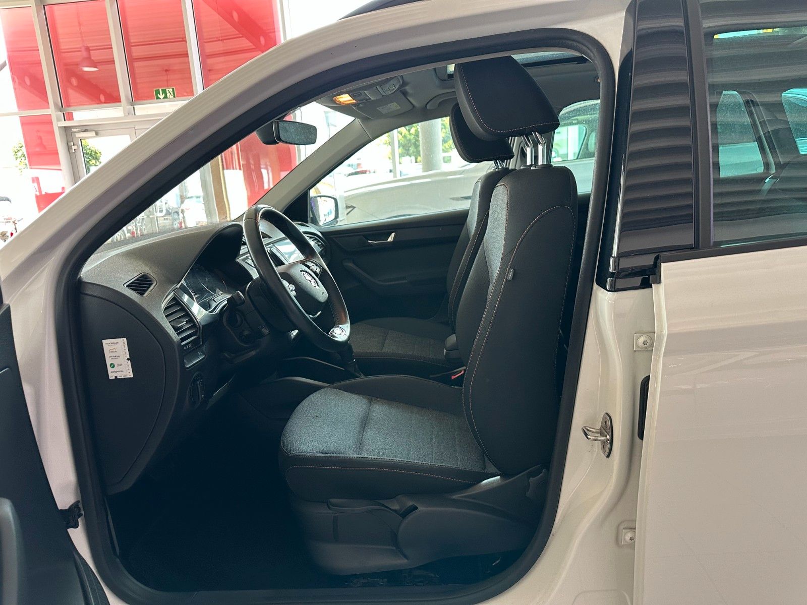 Skoda Fabia Combi Clever - Samsaru's Car Outlet