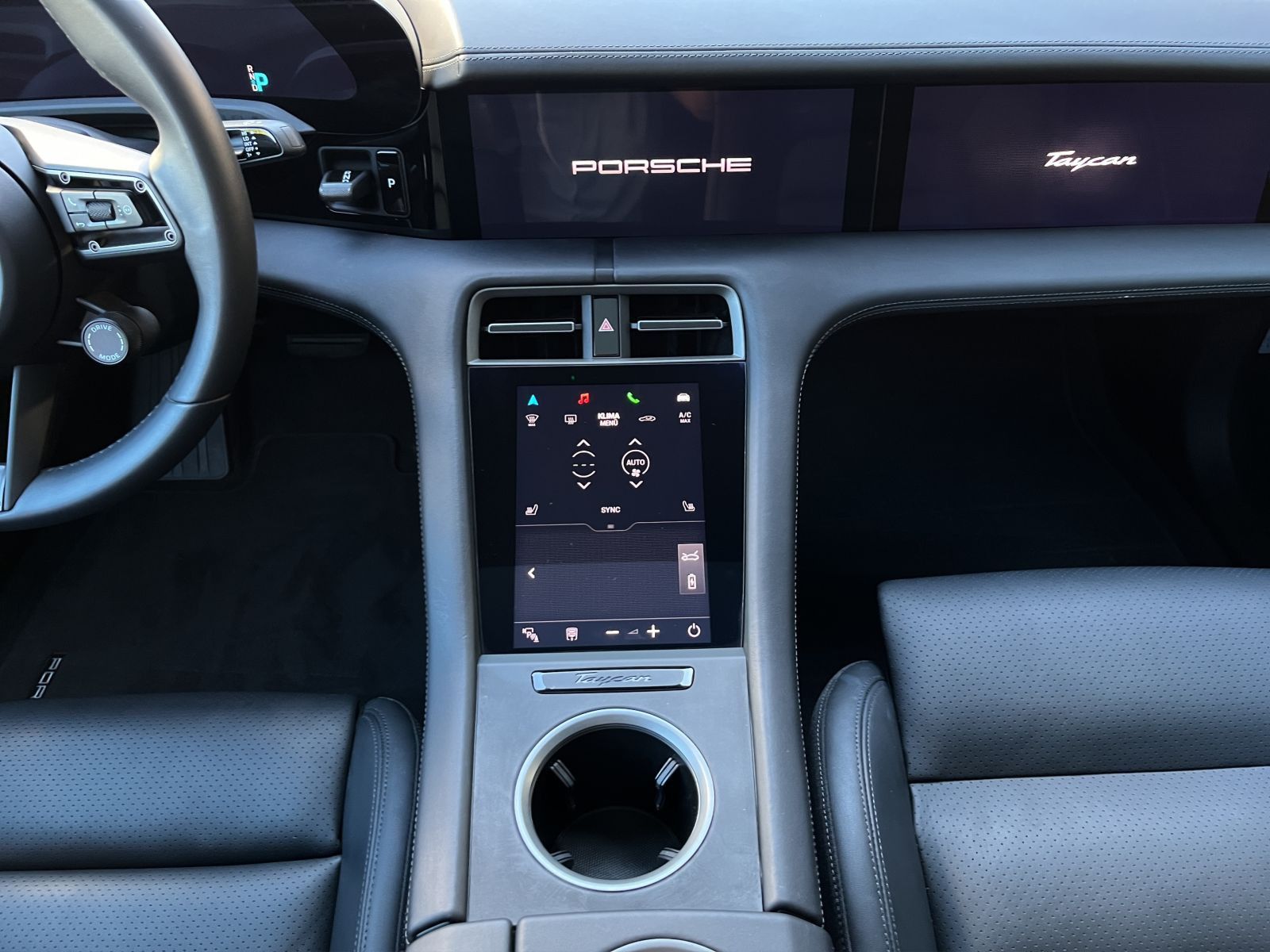 Porsche Taycan 4S SunshineControl,Sportdesign,Matrix Led