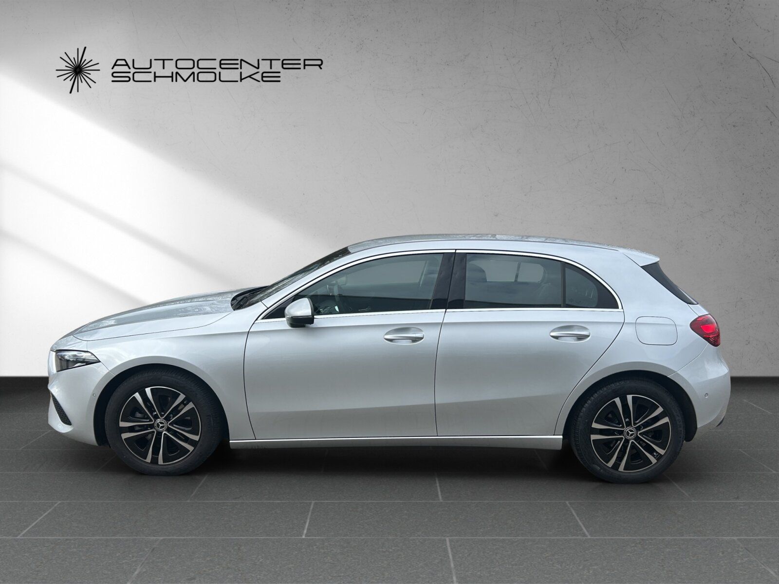Mercedes-Benz A 200 PROGRESSIVE LINE - Samsaru's Car Outlet