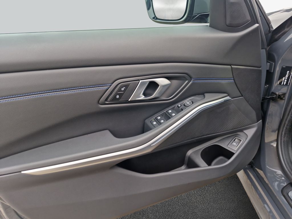 BMW 320i Aut.