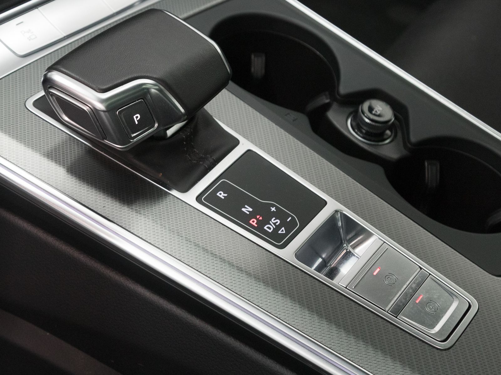 Audi A6 Avant 45 TFSI SPORT - Samsaru's Car Outlet