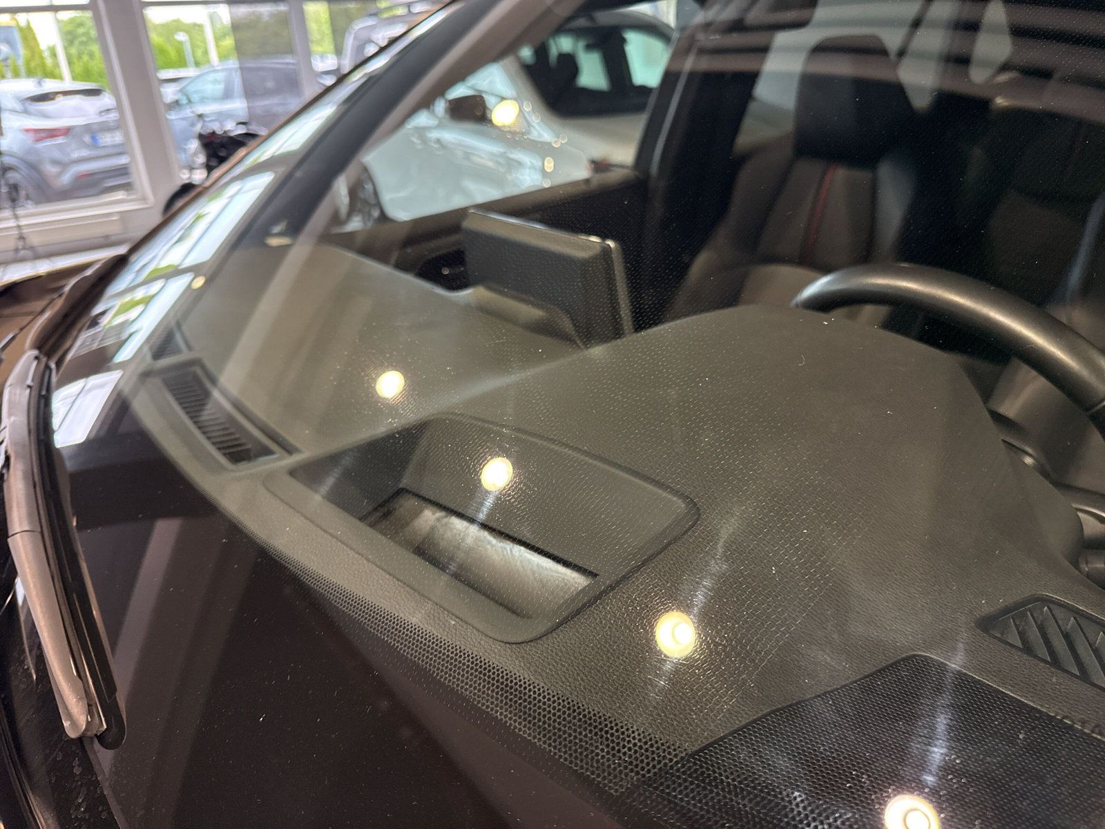 Toyota RAV4 2.5 Hybrid PlugIn Style - Samsaru's Car Outlet