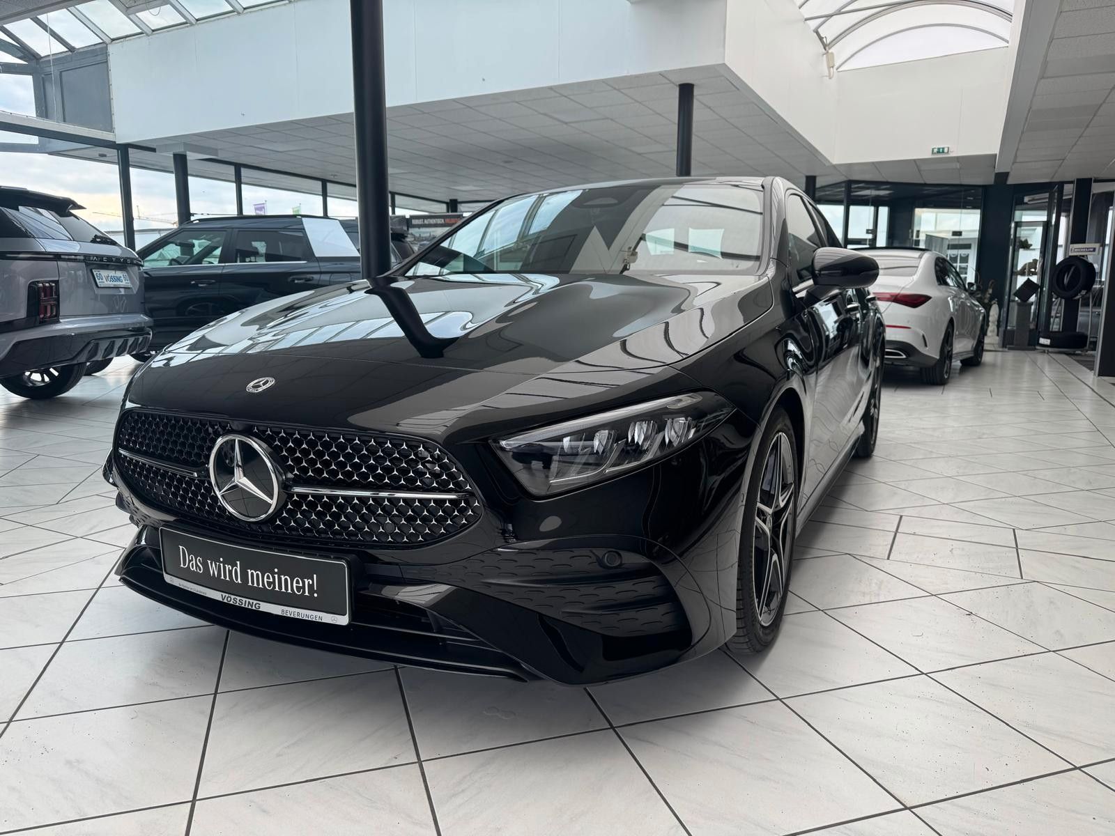 Mercedes-Benz A 200 AMG Line Advanced Plus - Samsaru's Car Outlet