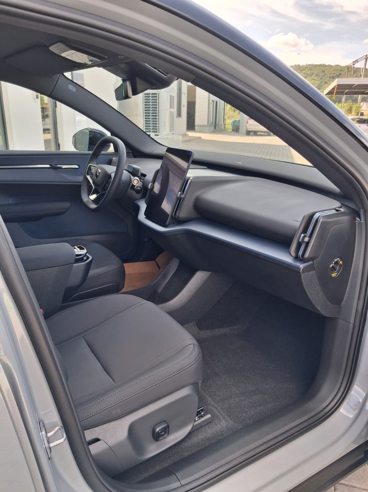 Volvo EX30 PLUS SINGLE MOTOR EXTENDED RANGE