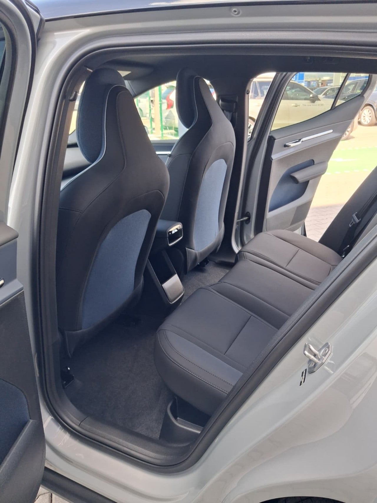 Volvo EX30 PLUS SINGLE MOTOR EXTENDED RANGE