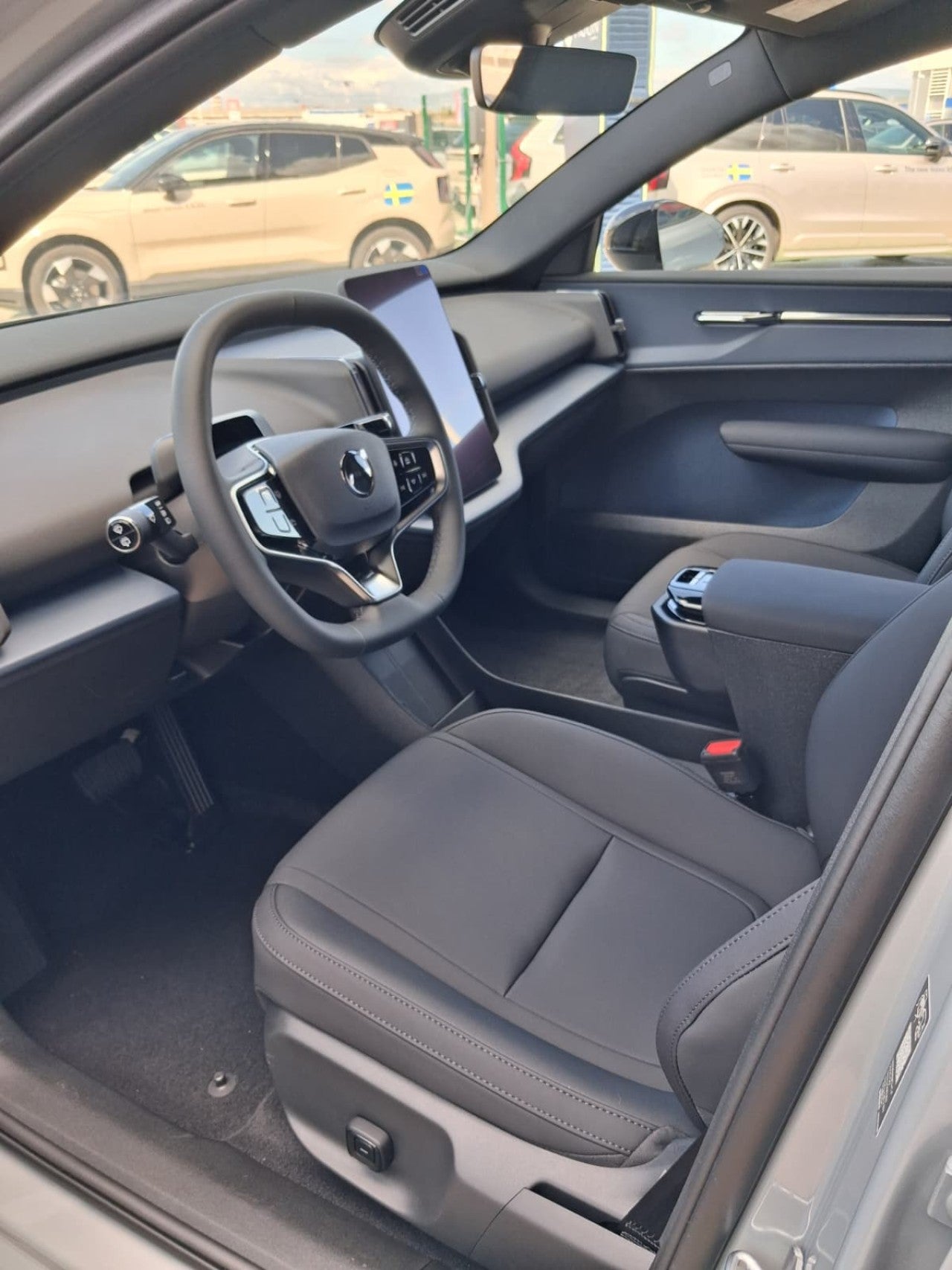 Volvo EX30 PLUS SINGLE MOTOR EXTENDED RANGE