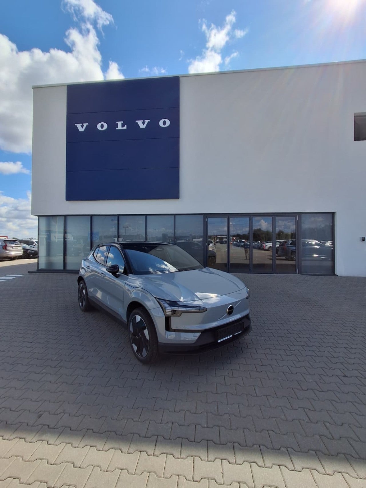 Volvo EX30 PLUS SINGLE MOTOR EXTENDED RANGE