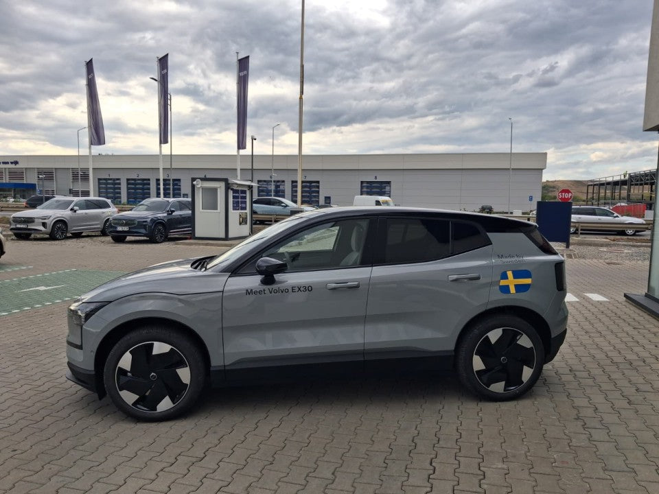 Volvo EX30 Ultra P8