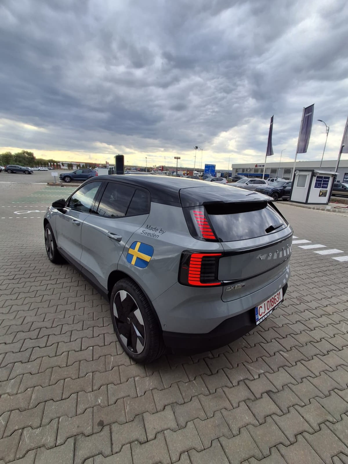 Volvo EX30 Ultra P8