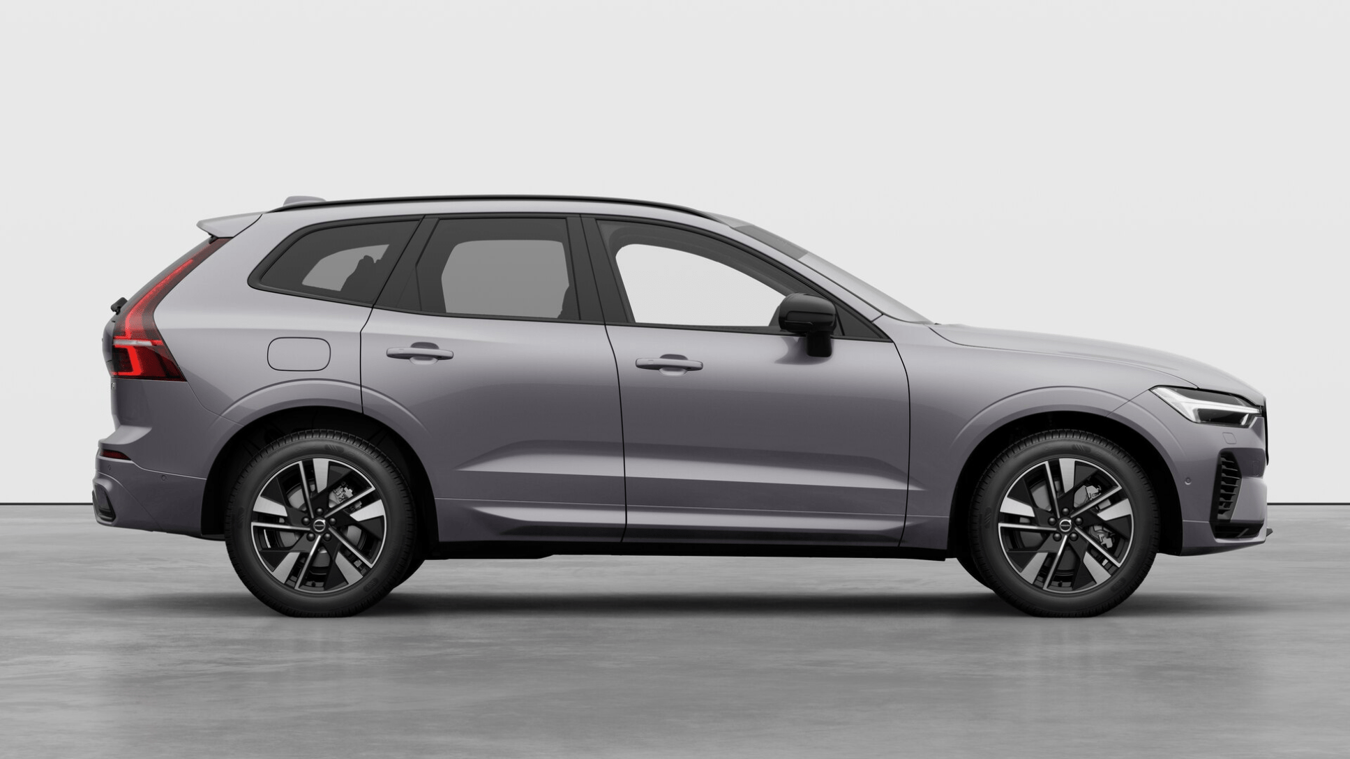 Volvo XC60 Plus Dark T6 AT8 eAWD