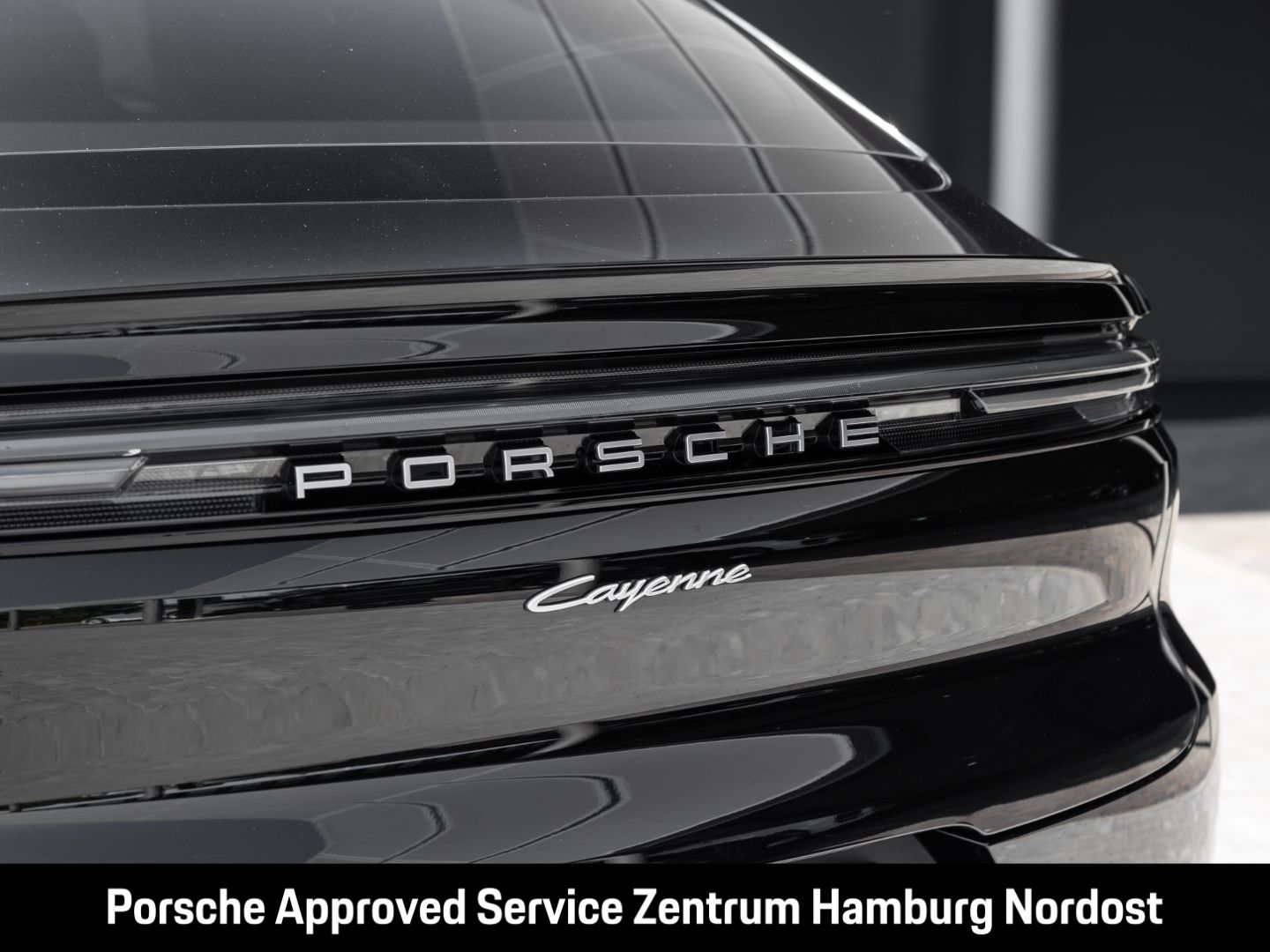 Porsche Cayenne E-Hybrid Coupe Sportabgas Sport Chrono