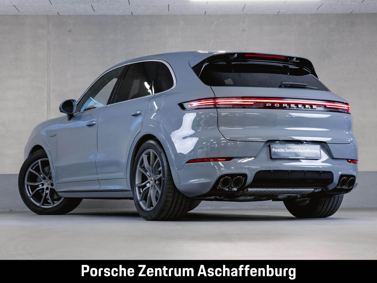 Porsche Cayenne E-Hybrid Sportabgasanlage Panoramadach