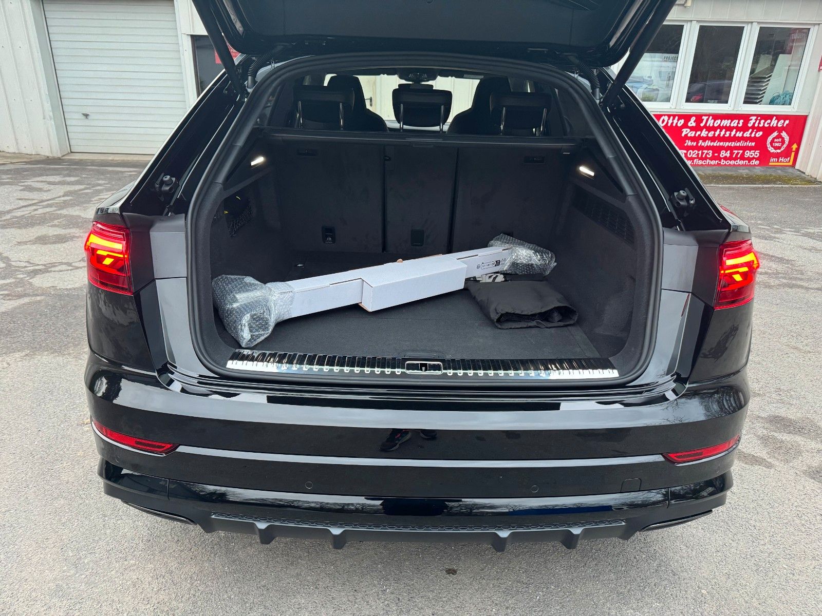 Audi Q8 50 TDI quattro.3 x S-Line.UPE 141.745€