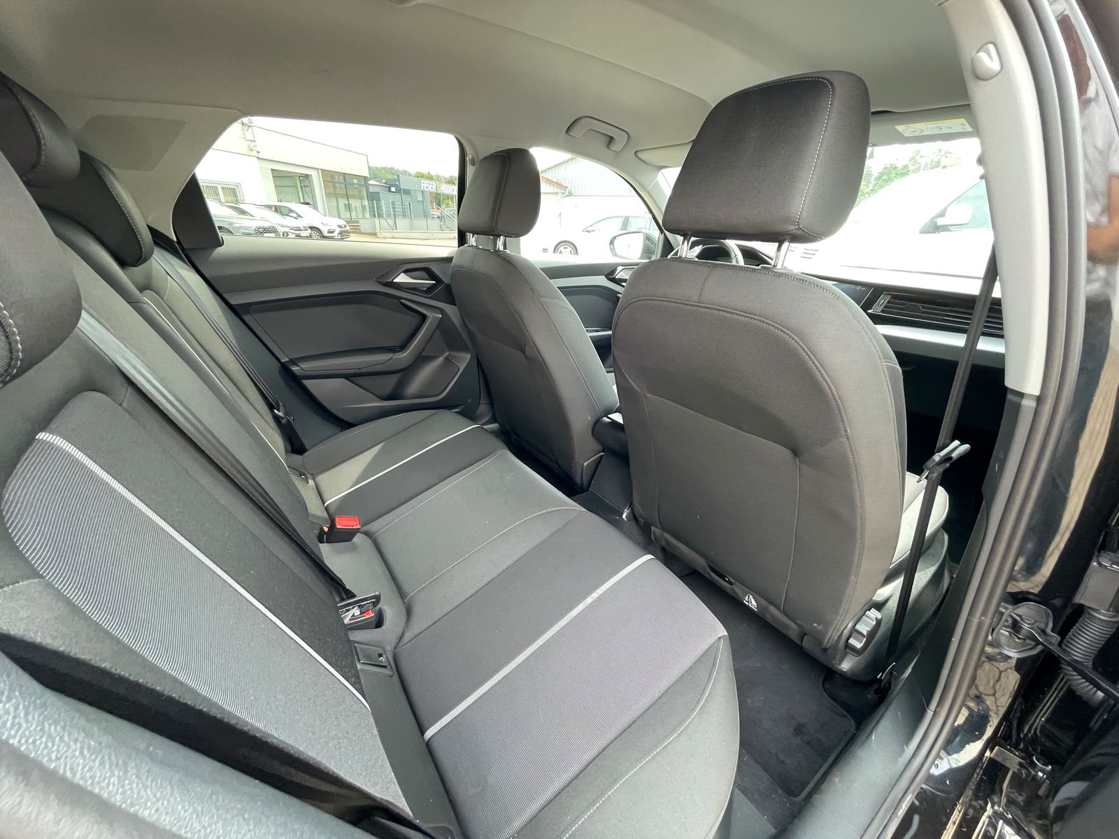 Audi A1 allstreet 30 TFSI S tronic - Samsaru's Car Outlet