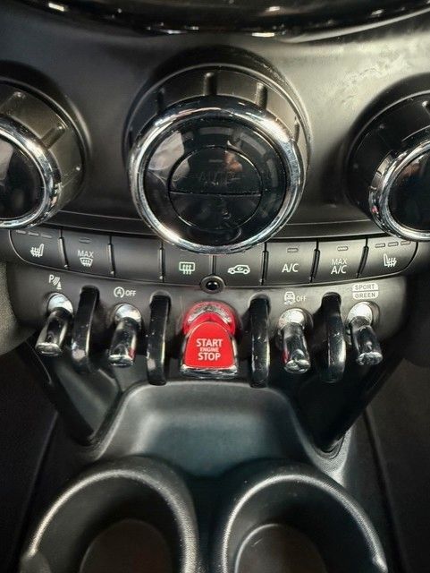 MINI COOPER Cabrio - Samsaru's Car Outlet
