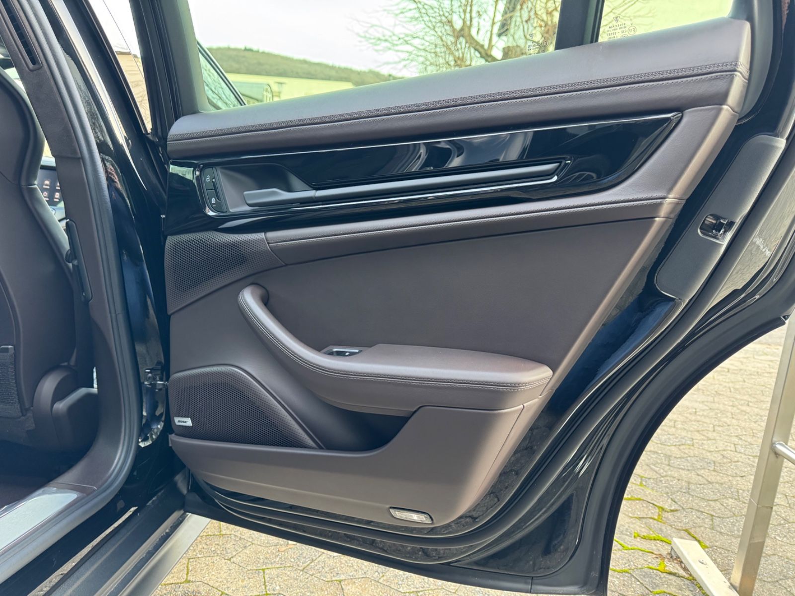 Porsche 4E-HYBRID|-7% LP|ACTIVE RIDE|SPORTABGAS|CARBON|