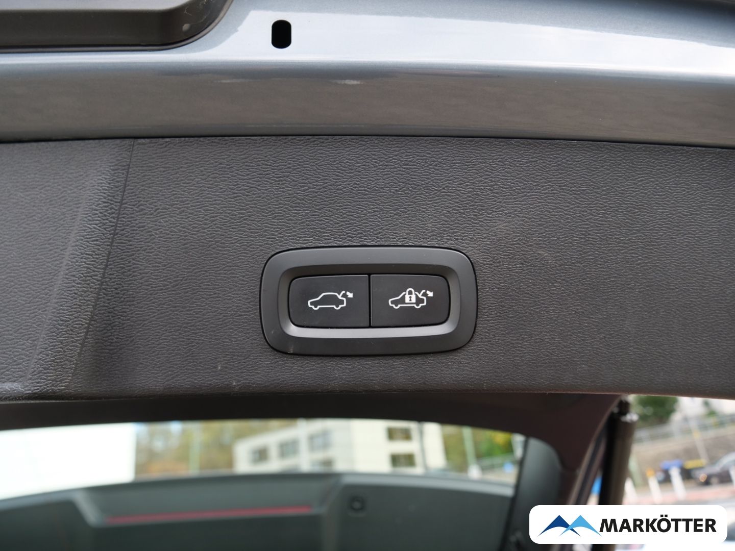 Volvo XC40 P8 Pure Electric Ultimate AHK/STHZ/PANO