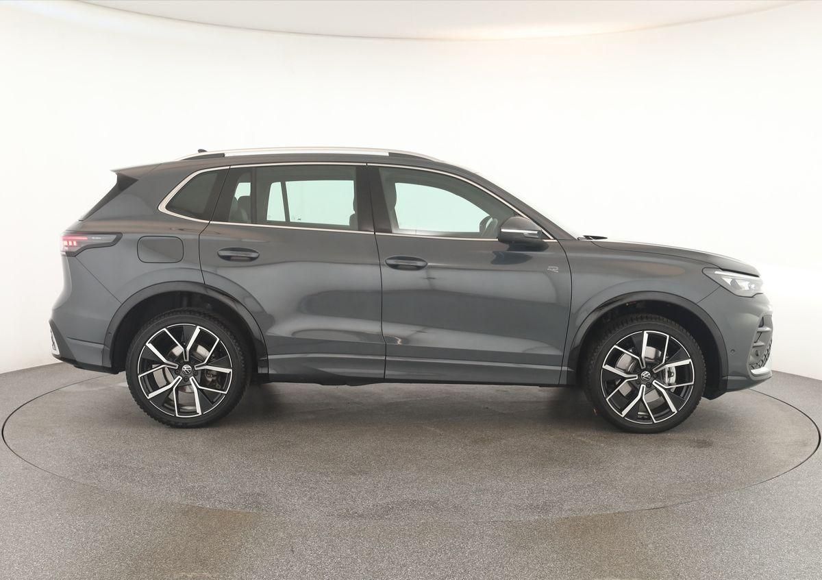 Volkswagen Tiguan 2.0 TDI 4M DSG R-Line Leder Pano Navi 360