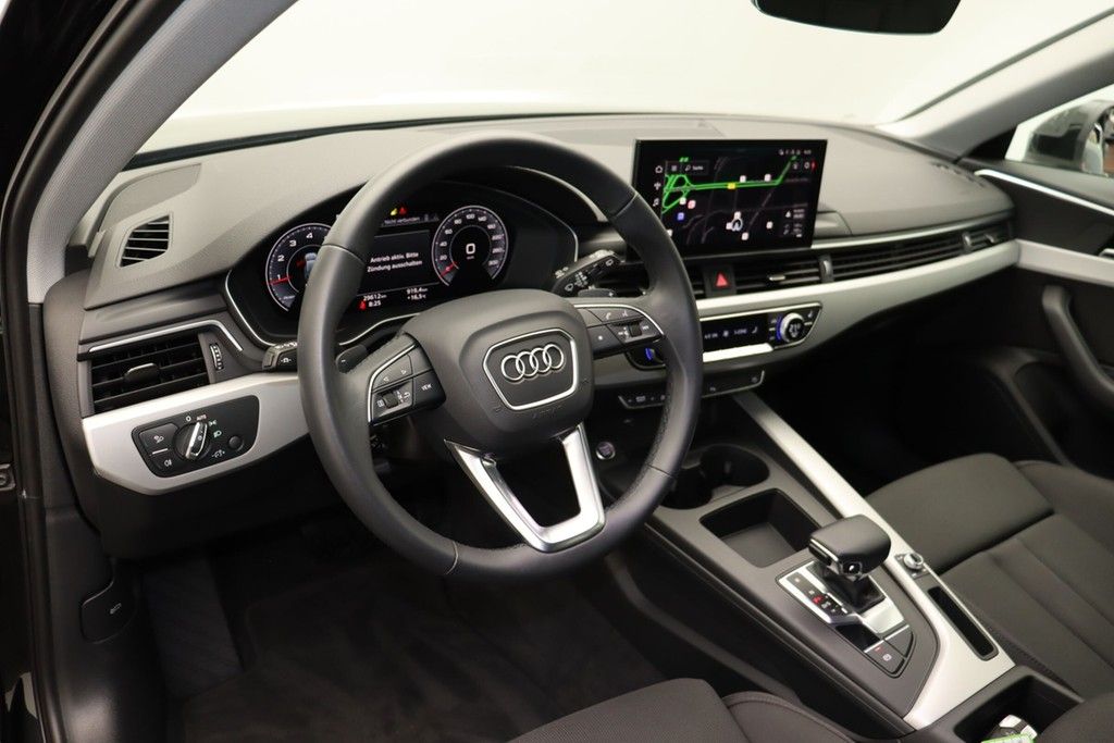 Audi A4 Avant 40 TFSI S line - Samsaru's Car Outlet