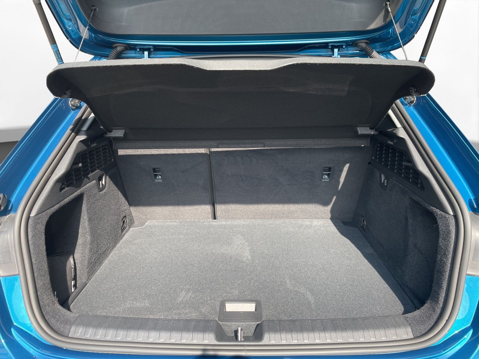 Audi A3 Sportback 40 TFSI e S tronic - Samsaru's Car Outlet