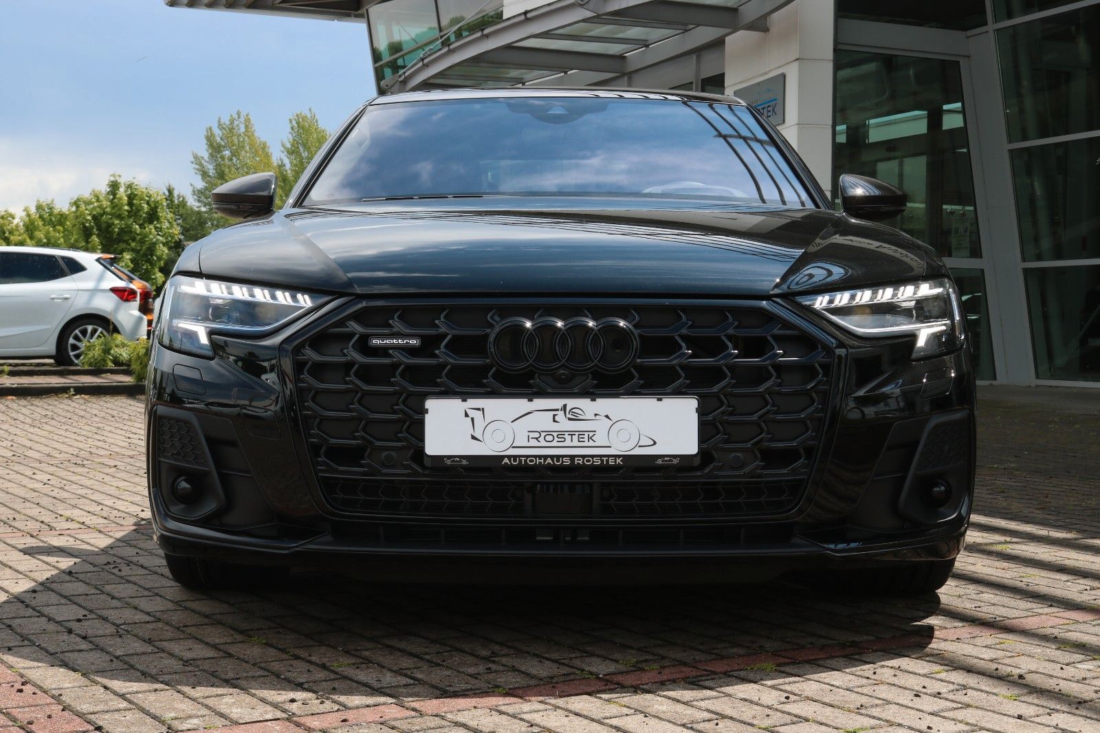 Audi A8 L 50 TDI Lang S line - Samsaru's Car Outlet