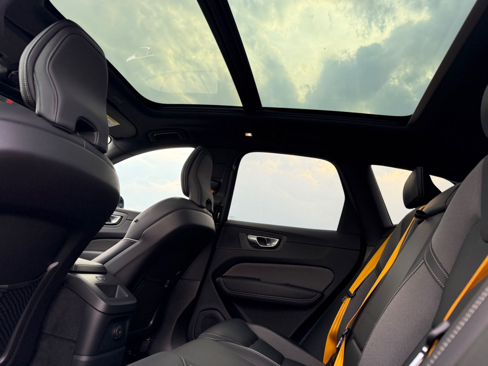 Volvo XC60 Polestar Engineered Recharge Plug-In Hybrid