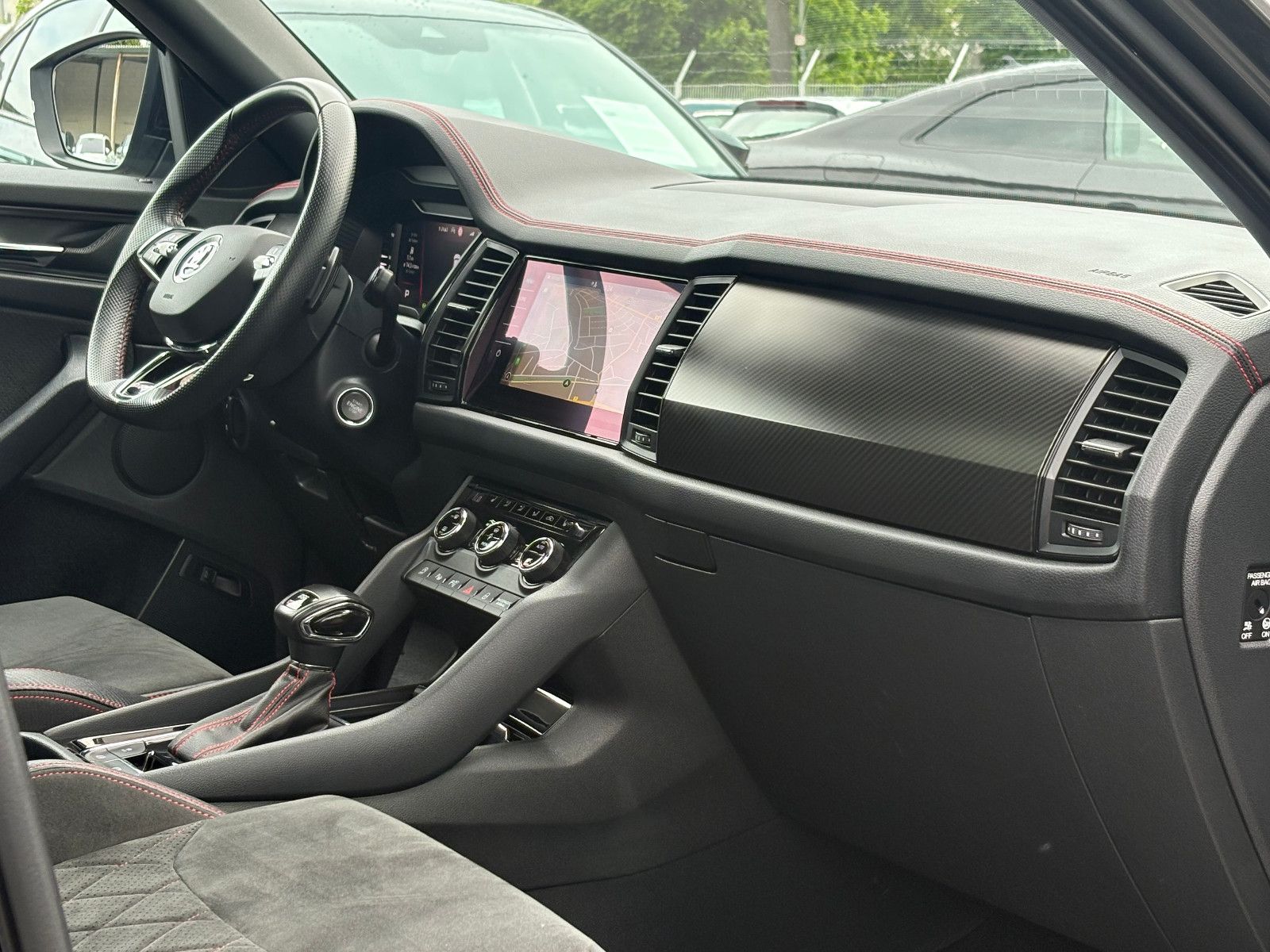 Skoda Kodiaq 2.0 TSI DSG RS 4x4 AHK PANO 360°KAM LHZ