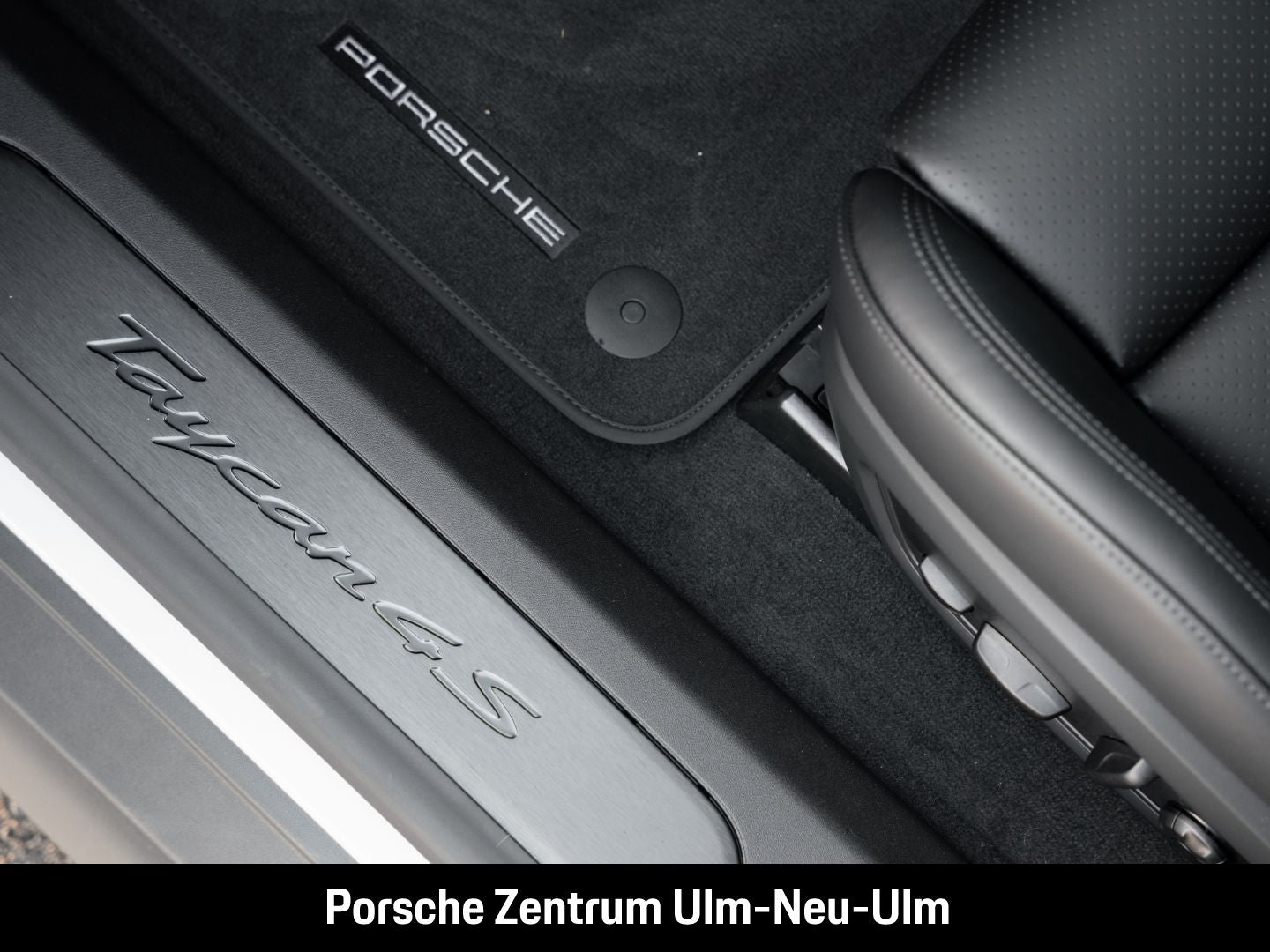 Porsche Taycan 4S Hinterachslenkung  HD-Matrix LED InnoD
