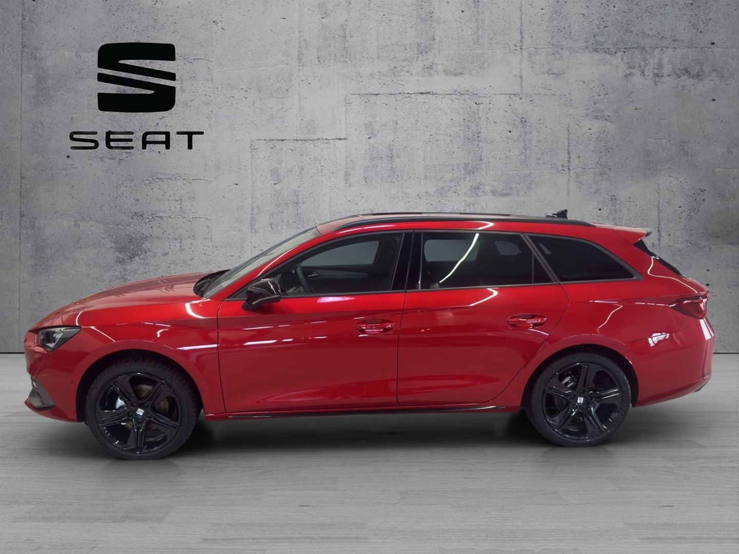 Seat Leon Sp. 1.5 eTSI DSG FR Black Edition AHK FaPa