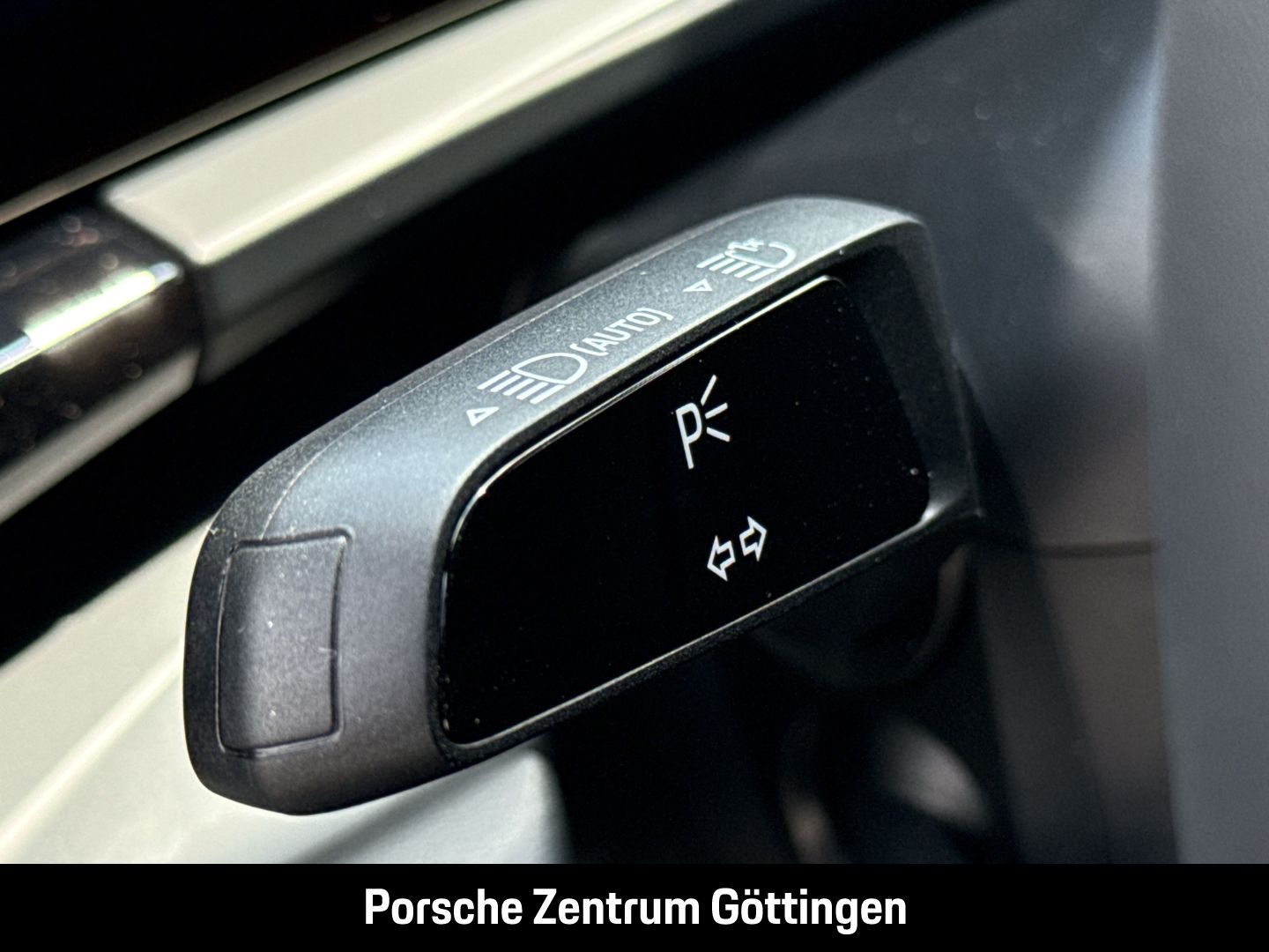 Porsche Macan 4 Kupferrubin BOSE Panorama Luftfederung