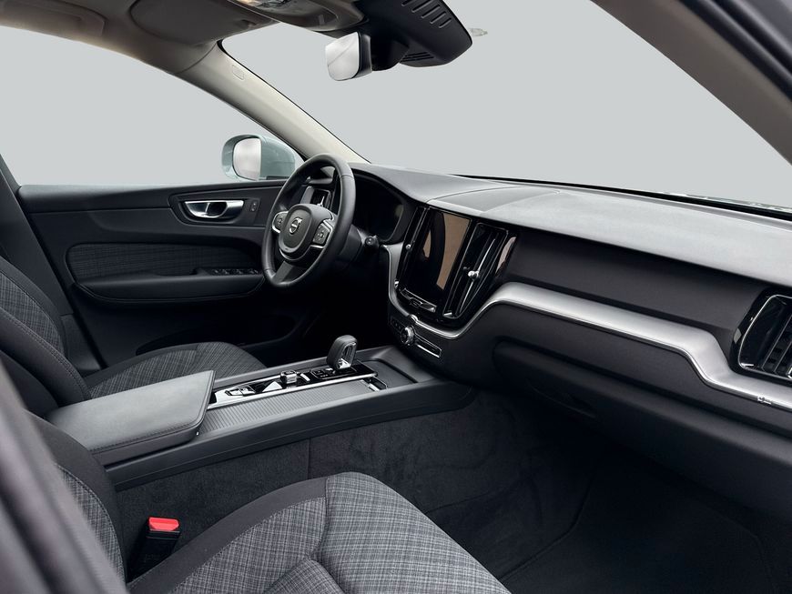 Volvo XC60 B5 B AWD Core