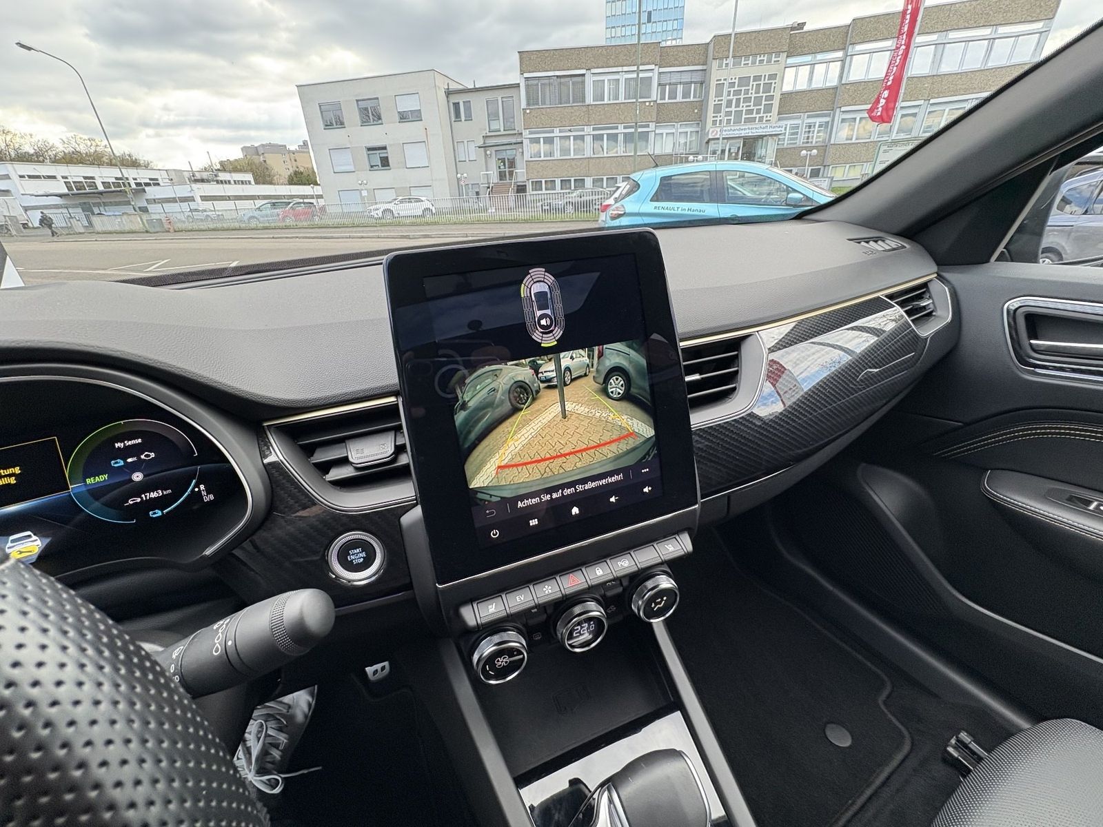 Renault Arkana E-Tech Hybrid TCe 145 Engineered - Samsaru's Car Outlet