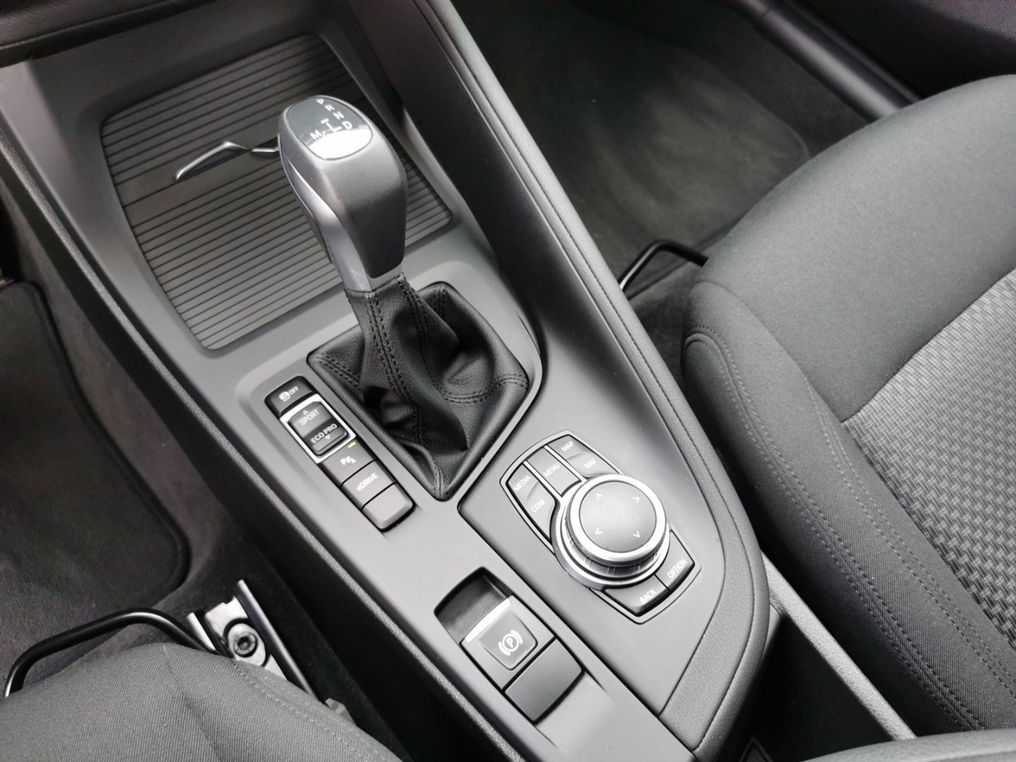 BMW X1 xDRIVE 25e ADVANTAGE - Samsaru's Car Outlet