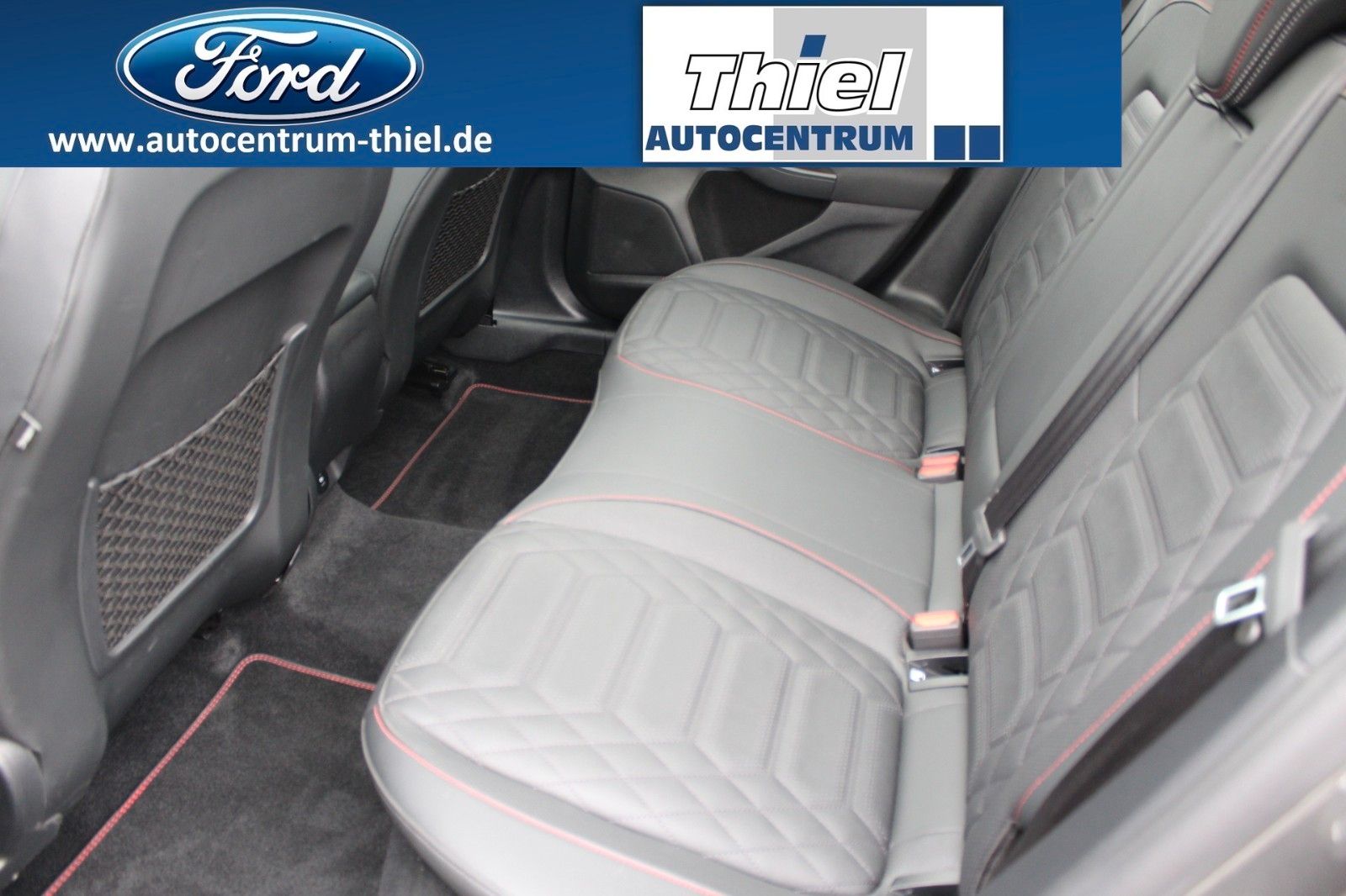 Ford Focus Turnier ST-Line X Leder Pano NAVi ACC Totw