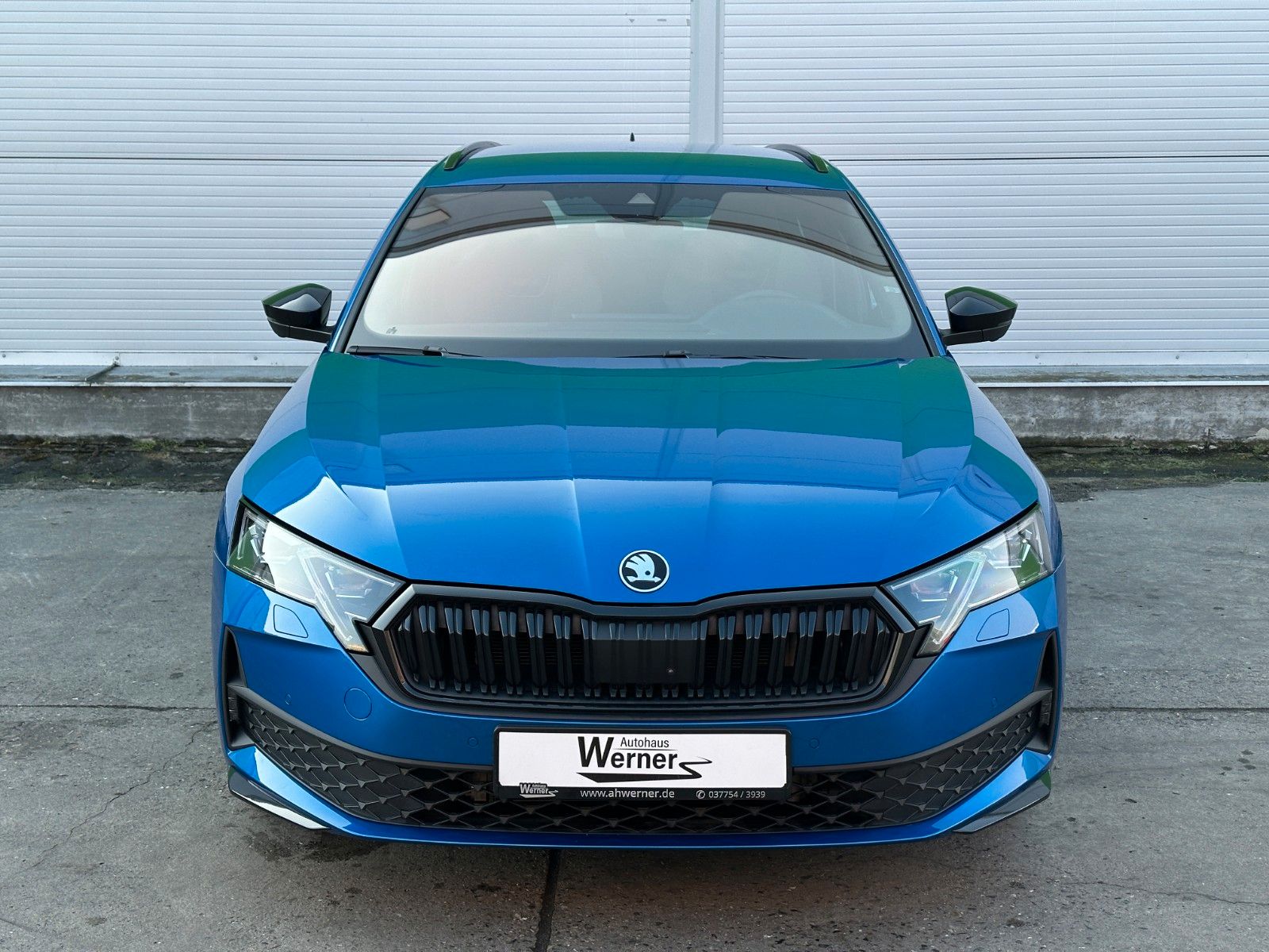 Skoda 204PS 4x4 DSG Sportline NAVI KAMERA eHK LM18"AHK