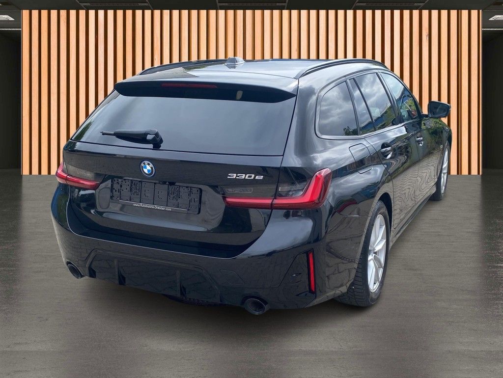 BMW 330 e M Sport Pro - Samsaru's Car Outlet